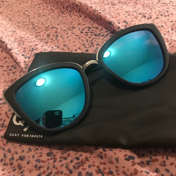 Quay Australia Sunglasses - Picture 4 of 5